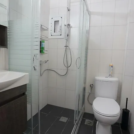 Fewohellas Pikpa Apartment *